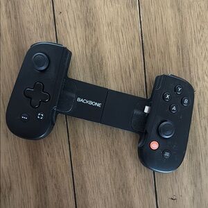Backbone Black Mobile Gaming Controller